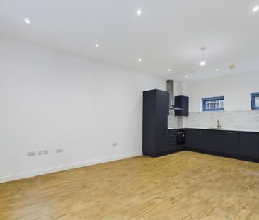 2 bedroom flat to rent - Photo 6