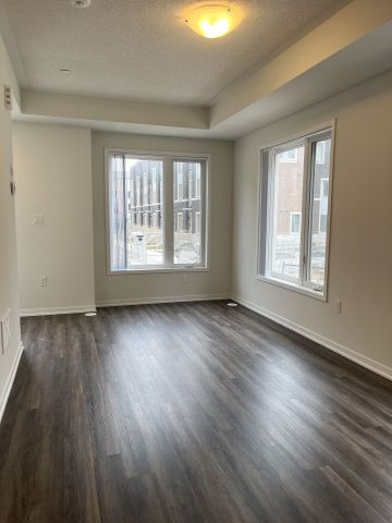 For Lease - 131 HONEYCRISP Crescent Unit# 209, Vaughan, Ontario - Photo 4