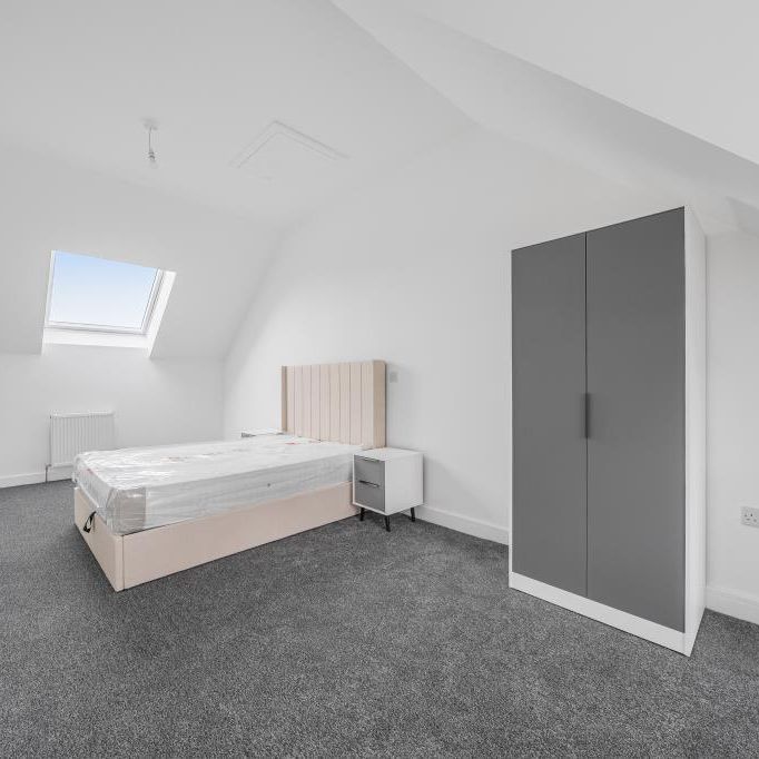 1 bedroom in a house share to rent - Photo 1