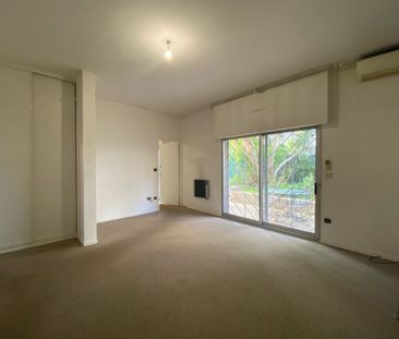 Location Appartement 2 pièces 52m² MARSEILLE 8ème - Photo 1