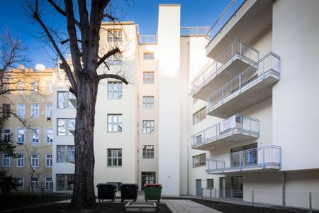 Provisionsfrei - Wunderschöne Wohnung mit Balkon und Blick ins Grüne - Photo 4