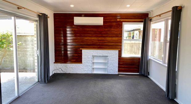 65 Resthills Crescent - Photo 1