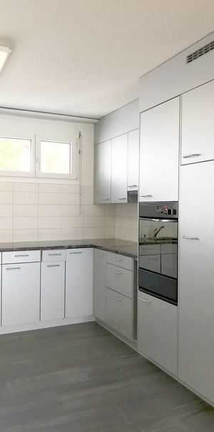 Grosszügige Wohnung an ruhiger Wohnlage - Photo 1