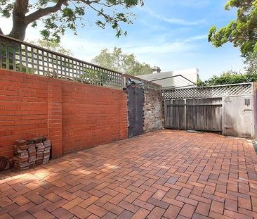 81 Boronia Street, Redfern NSW 2016 - House For Rent | Domain - Photo 4