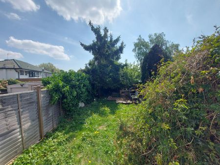 5 bedroom terraced house to rent - Photo 3