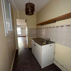 Location Appartement 1 pièce 38m² - Photo 2