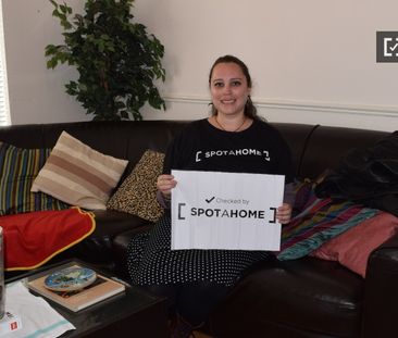 Room to rent in 3-bedroom houseshare -Blanchardstown, Dublin - Photo 2