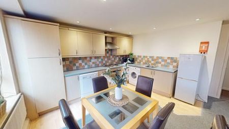 2 bedroom flat to rent - Photo 5