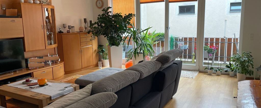 Tolle, kleine Wohnanlage in Plagwitz, 2 Zi-Whg. m. Balkon, Parkett, Gäste-WC, Abstellraum - Foto 1