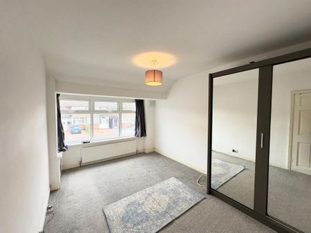 3 bedroom semi-detached house to rent - Photo 5