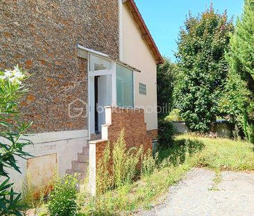 Maison en pierre de 126 m² à Bondy - Photo 6