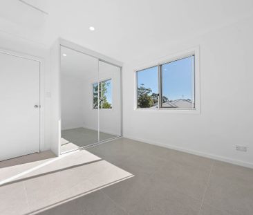 12a Gazelle Crescent, Fletcher NSW 2287 - House For Rent | Domain - Photo 5