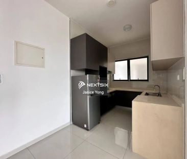 Royal Strand @ Country Garden Danga Bay - Photo 6