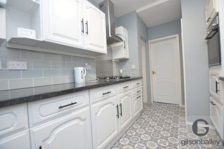 Beech Close, Wymondham, Norfolk - Photo 2