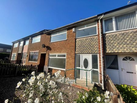 3 bedroom terraced house to rent - Photo 5