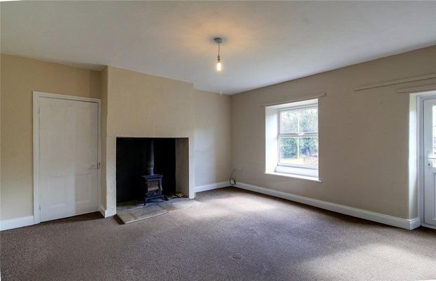 2 bedroom detached house to rent - Photo 1