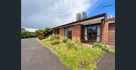 Fantastic Unit in Perfect Location! - Photo 3