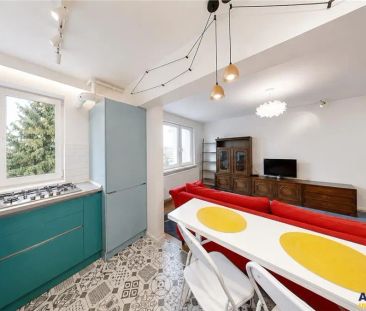 Decomandat si renovat, cu vedere spre gradina, Centrul Civic, Brasov - Fotografie 2