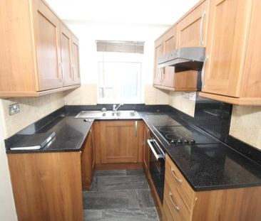 2 bedroom terraced house to rent - Photo 5