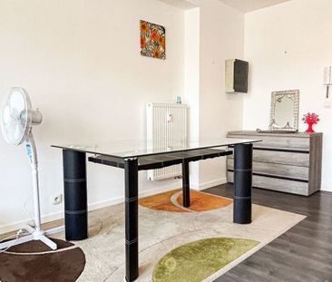 Appartement te huur in Verviers voor € 500 met 1 slaapkamer - Photo 2
