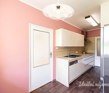 Pronájem bytuRenting an apartment 3+1, 80 m2 - Fotografie 5