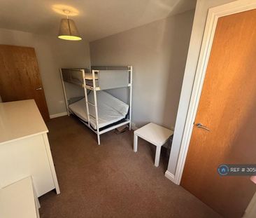 2 bedroom flat to rent - Photo 5