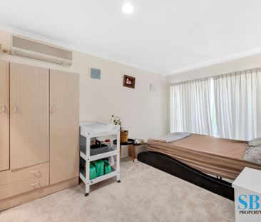 12 Allen Place, Holt ACT 2615 - House For Rent | Domain - Photo 3