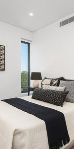 North-facing open plan living - Photo 3