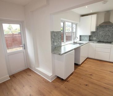 3 bedroom terraced house to rent - Photo 1