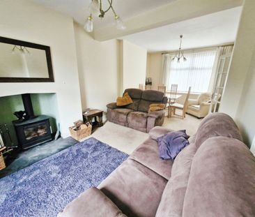 Hanbury Road, PONTYPOOL - Photo 6