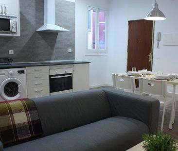 Charming room in the centre of Madrid - Photo 1