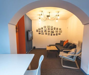 4 bedroom semi-detached house to rent - Photo 2