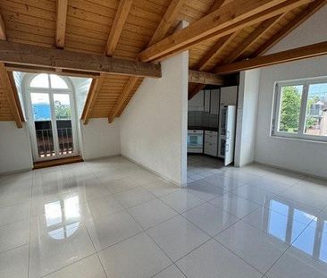 Schöne Dachwohnung! Ihr neues Zuhause im Zuchwil! - Photo 1