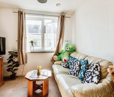 Marriotts Walk, WITNEY - Photo 3