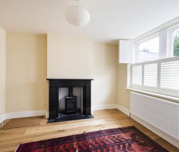 2 bedroom terraced house to rent - Photo 2