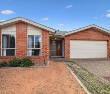 13 Candlebark Close, Nicholls ACT 2913 - House For Rent | Domain - Photo 3