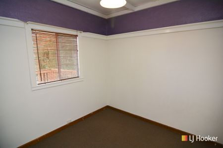 AFFORDABLE FAMILY HOME - Photo 3