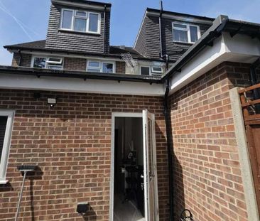 Old Ruislip Road, Northolt, UB5 - Photo 3