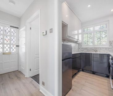 2 bedroom maisonette to rent - Photo 5