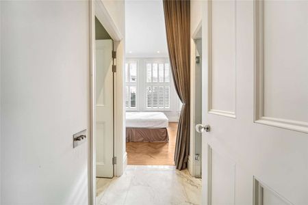 A truly stunning one bedroom apartment with direct access to the manicured communal gardens of Egerton Gardens. - Photo 3