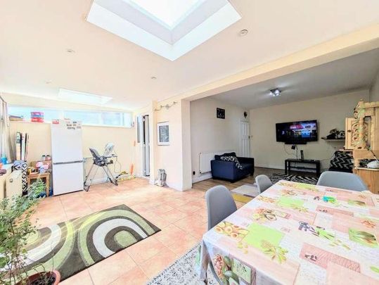 Wykeham Road, Harrow, HA3 - Photo 1