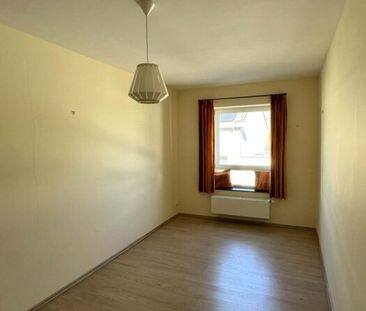 A proximité pédestre de tous les commerces et services du centre d’... - Foto 4