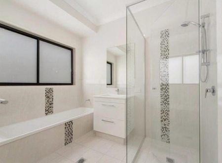 Upper Coomera - Photo 5