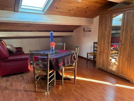 Location Appartement 1 pièce 27m² BRIGNOLES 83170 - Photo 2