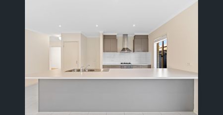Beautifully Presented Home In A Fantastic Location - Photo 4