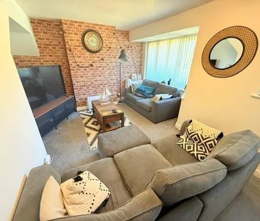 2 bedroom house to rent - Photo 3