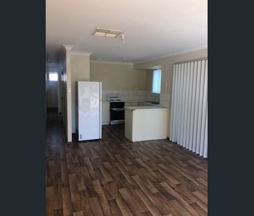 Quiet Complex - Photo 1