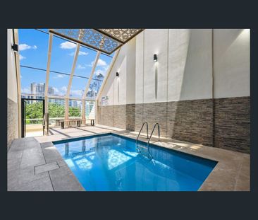 Renovated fully furnished 2 bedroom apartment, - Photo 3