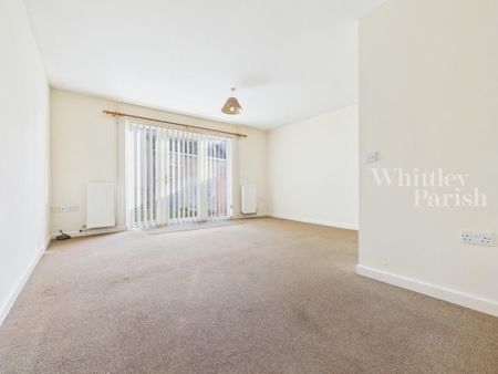 3 bedroom semi-detached house to rent - Photo 4
