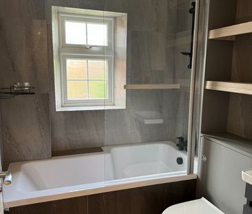 Room in a Shared Flat, Daffodil Street, W12 - Photo 5